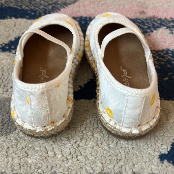 NWOT daisy espadrilles - Picture 4 of 5
